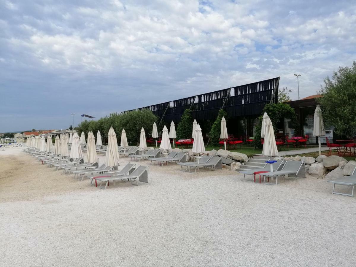 Apartments Flora Trogir Exterior photo